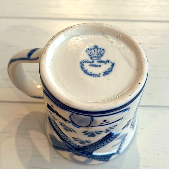 Delft Porcelain Windmill Mug - Picture 7 of 13